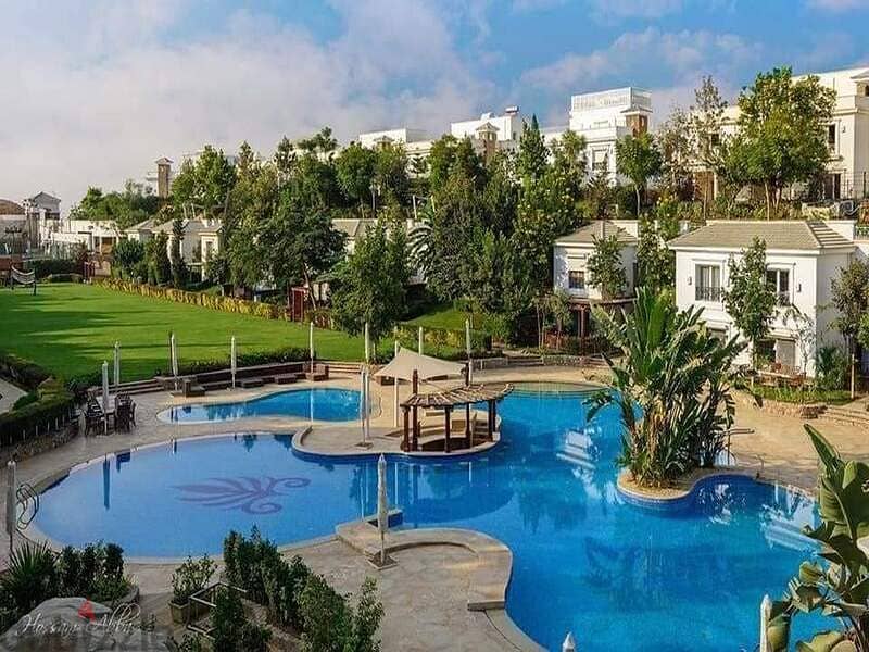 I-villa roof for sale, 4 rooms, Corner View Lagoon, Aliva Mountain View Compound, Mostaqbal City, next to Madinaty, in installments 1