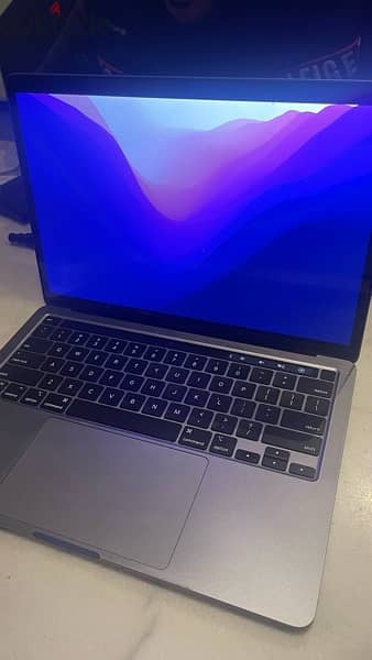 Macbook pro M1 13 inch for sale in good condition 4