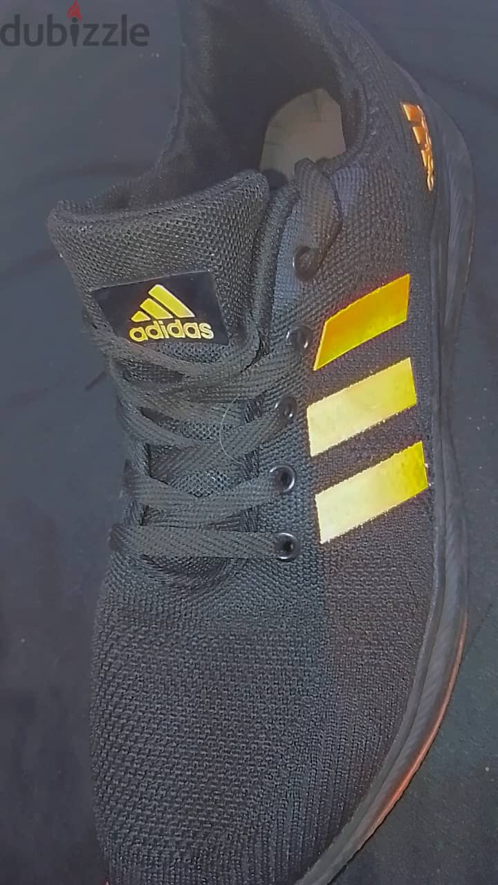 Original Adidas running shoes-حذاء اديداس جري اصلي 2