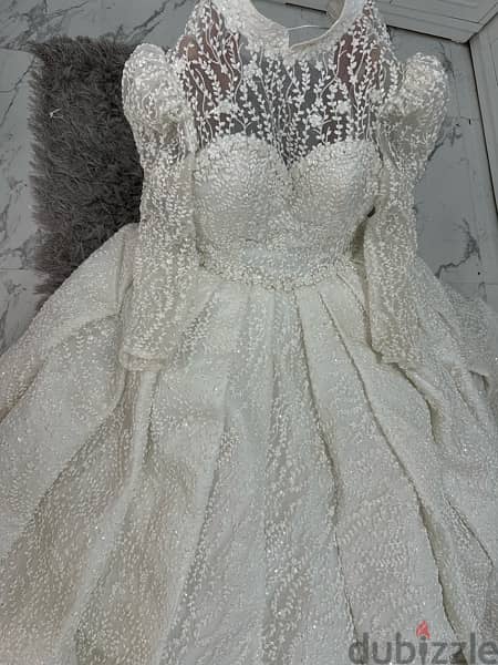 فستان زفاف مع الطرحه 2