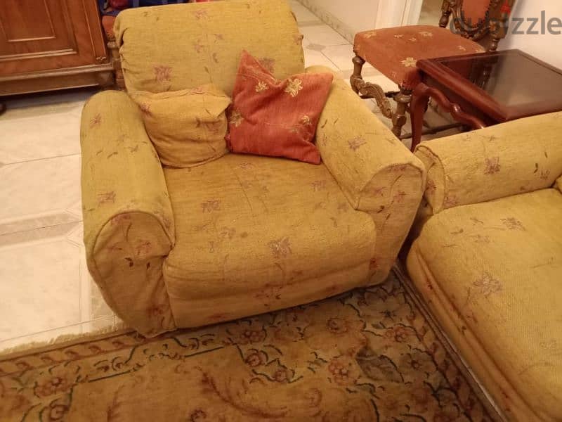 living room,couch for sale 1