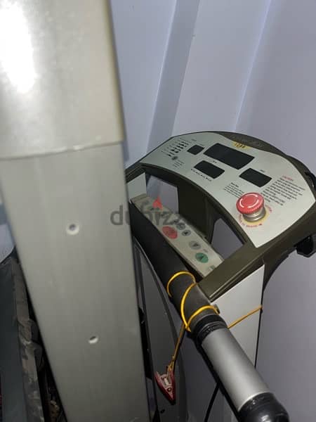 sportsart 1288 treadmill - جهاز مشي كهربائي 1