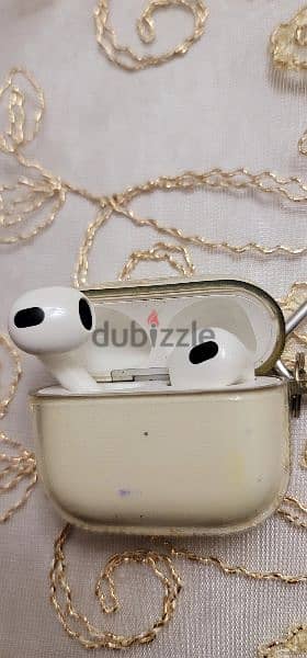 AirPods (3rd generation) with MagSafe Charging Case 4