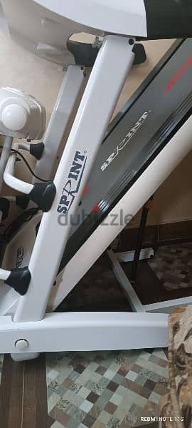 sprint treadmill +massager 7
