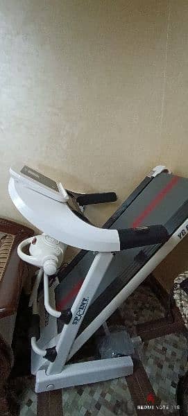 sprint treadmill +massager 11