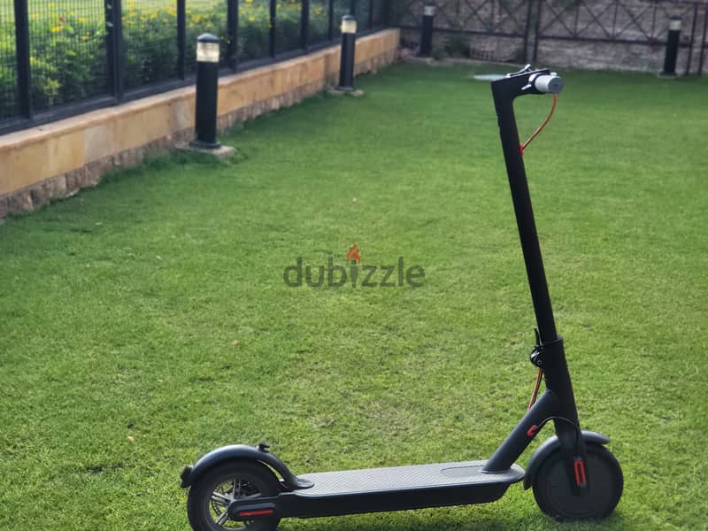 EX mint Condition Electric Scooter for sale 1
