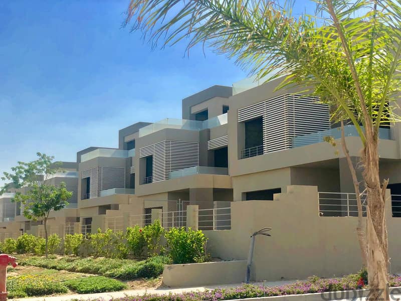 استلم فوري فيلاللبيع 440م  في بالم هيلز التجمع Palm Hills | بالقرب من AUC 3