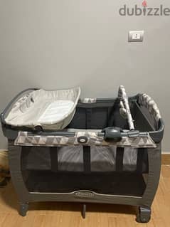 travel cot with excellent condition