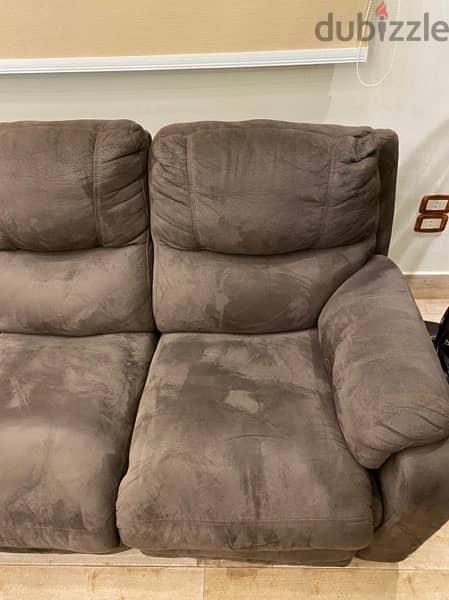 2 Lazy Boys couches With Amazing Condition 7