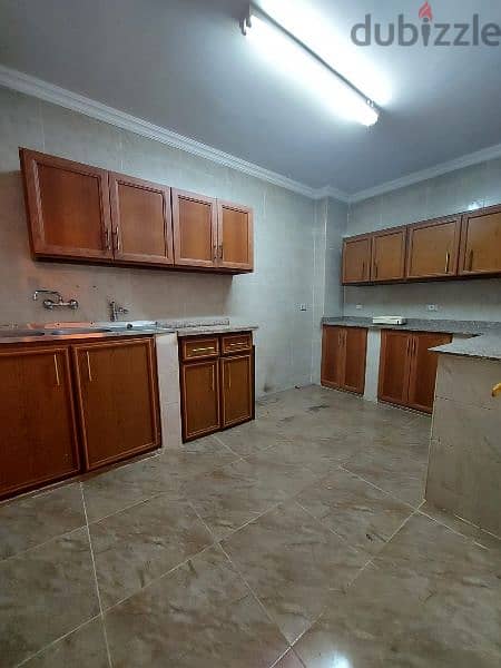 شقة للايجار في كمبوند بالمطبخ في التجمع الأول مساحة ١٦٠ متر 2