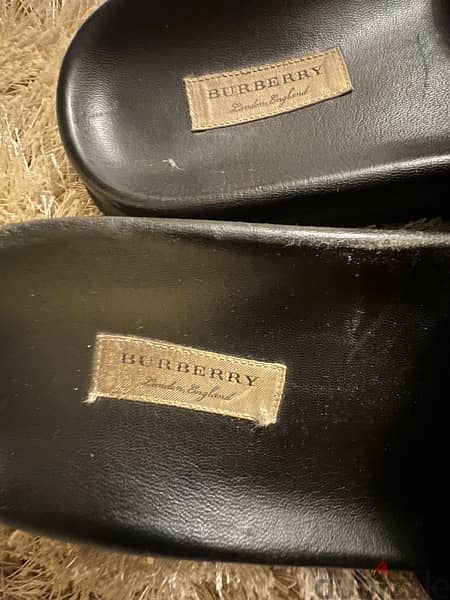 Burberry original slipper 2