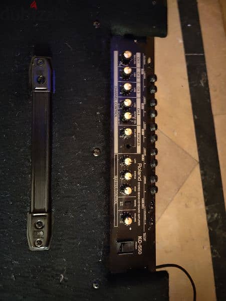 Amp Roland 650W 1