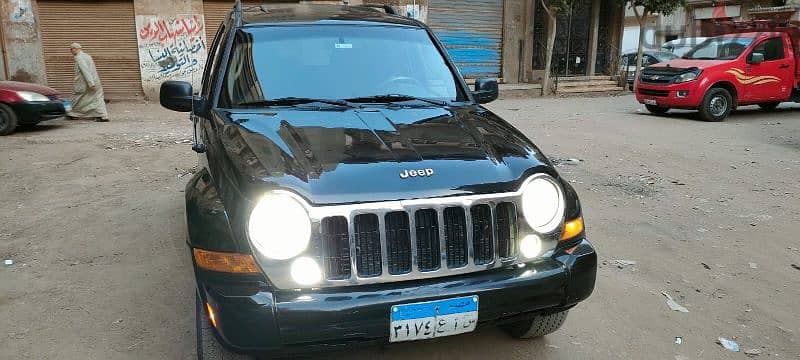 2006 جيب ليبرتي ٢٠٠٦ كامله اتوماتيك فتحه سقف 3700cc *٤٦٠ الف نهائي* 1