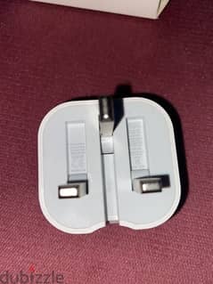 USB-C Apple Adapter 0