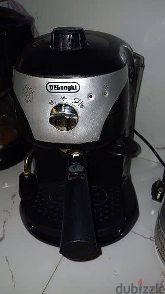 ماكينه القهوه ديلونجي لعمل الاسبريسو والكابتشينو 1