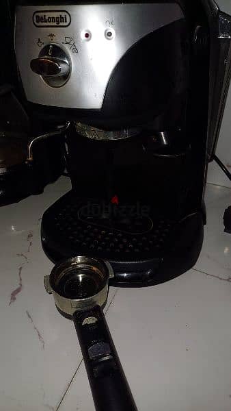 ماكينه القهوه ديلونجي لعمل الاسبريسو والكابتشينو 4