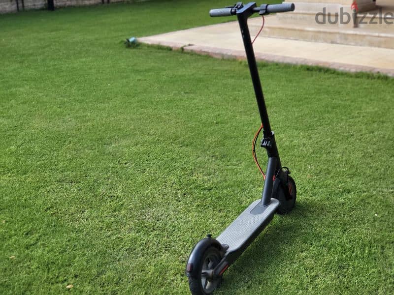 EX mint Condition electric scooter for sale 1