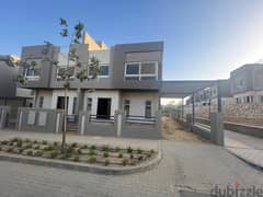 Own your Townhouse immediate Delivary in Etapa 0