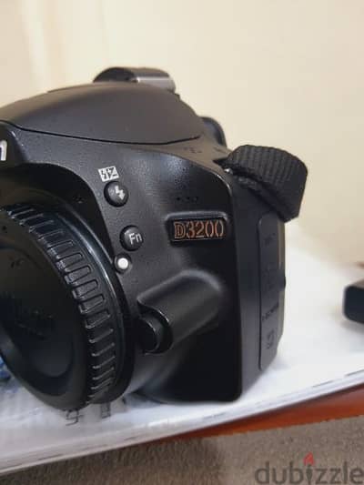 NIKON D3200