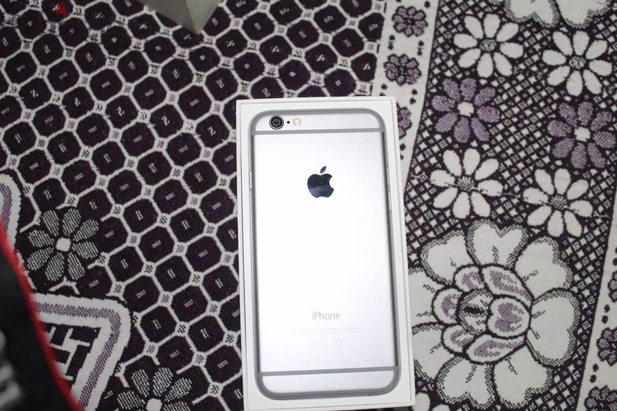 Apple I phone 6 32GB space grey 4