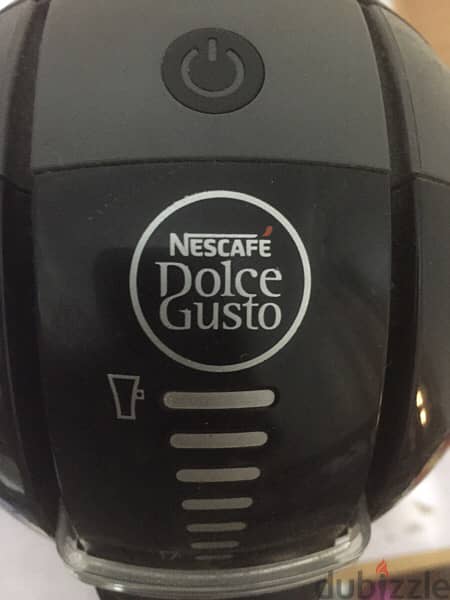 ماكينه ماركه Nescafé Docice Gusfe 1