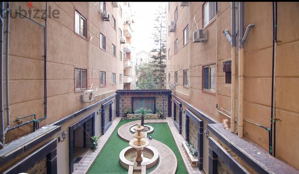 شقة في كفرعبده 210 متر بجوار ميدان سانت جيني الترا لوكس 10