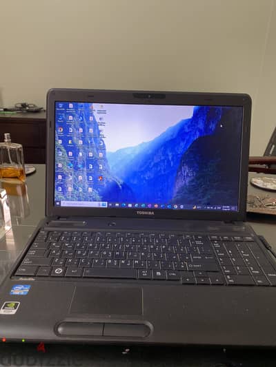 Labtop toshiba 15.5"