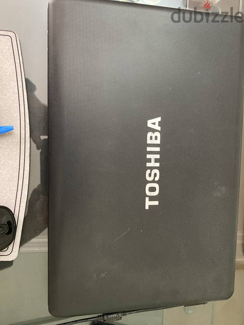 Labtop toshiba 15.5" 1