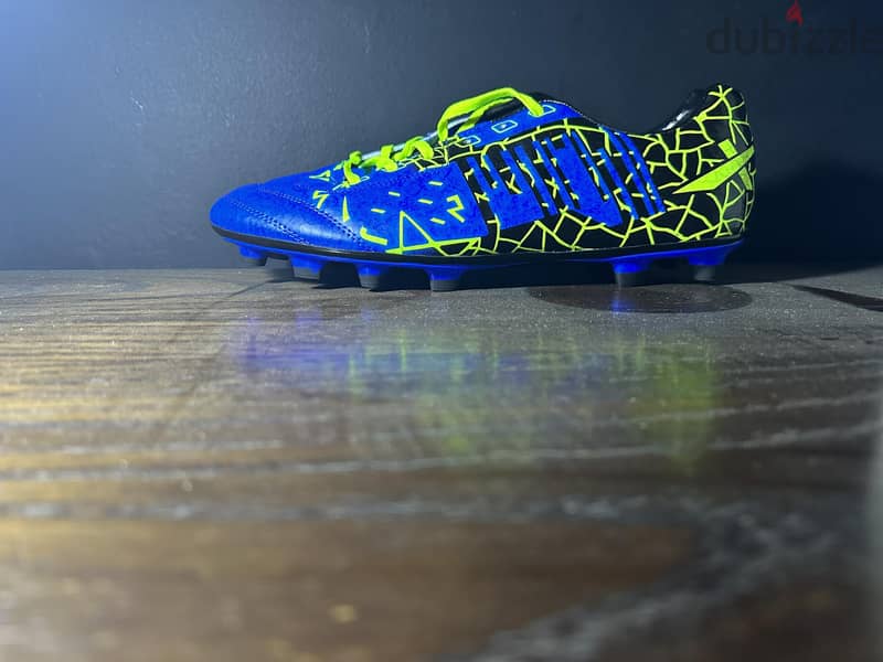 New Football Shoes حذاء رياضي للرجال 5
