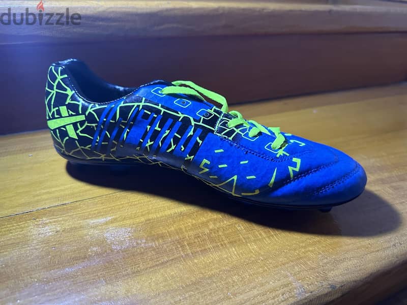 New Football Shoes حذاء رياضي للرجال 6