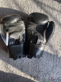 super k boxing gloves ( size 8-OZ ) 0