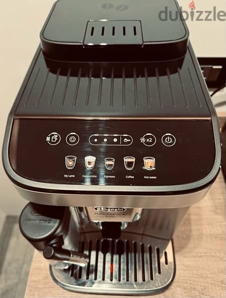 Coffe Machine Delonghi Magnifica Evo 3