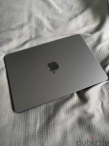MacBook Air 512GB Space Grey 1