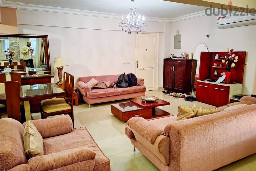 شقة للبيع 145م جناكليس (علي شارع أبو قير) 2
