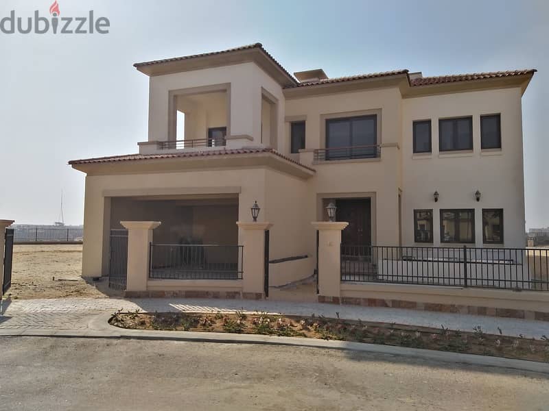 A wonderful Standalone Villa view golf in Uptown Cairo For Rent 4