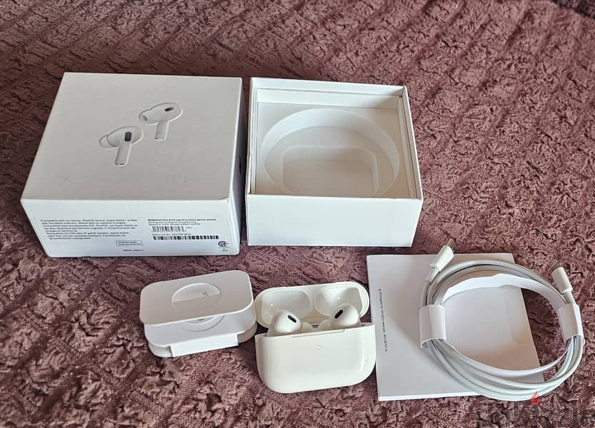 AirPods Pro (2nd generation) White 3