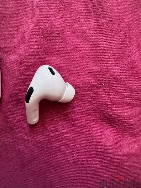 airpods pro 2nd generation with magsafe charging case 8