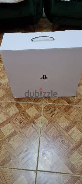 PlayStation 5 perfect condition 2