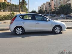 Hyundai i30 2009 excellent condition, first owner