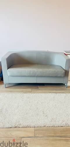 Modern Couch in a (mint condition) 0