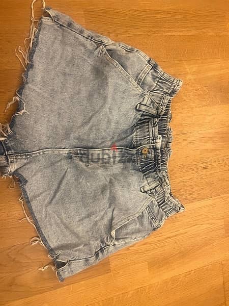 Zara jeans short size 44 perfect condition 1