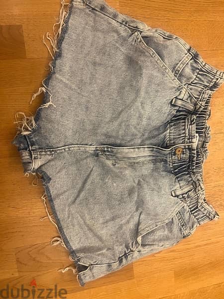 Zara jeans short size 44 perfect condition 2