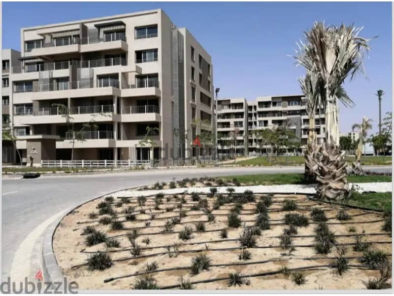 Ready to move 255 m apartment for sale cash prime location 4 bedrooms in palm hills new cairo 6