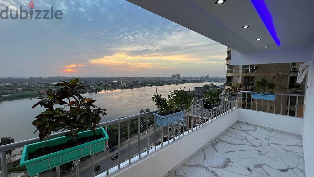 For sale an imaginary apartment 430 m on the Nile directly on the 18th floor in immediate receipt Maadi under the management of Hilton Hotel 10