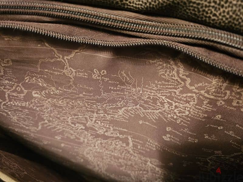 Genuine Leather Bag For Laptop & All Purposes. Uppsala Portfolio Bag 9