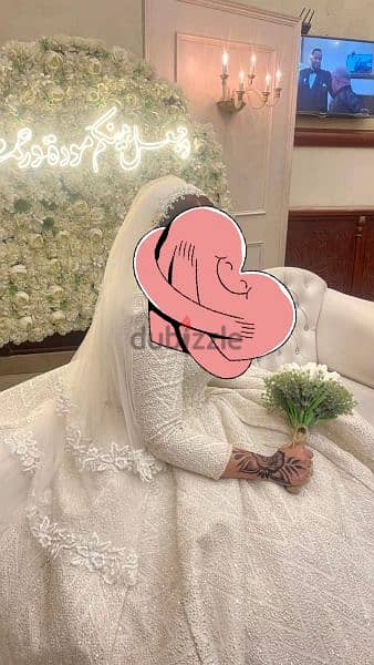 فستان زفاف ابيض بالطرحه ٣دور بالهيربيس اتلبس ساعتين لكتب كتاب 3