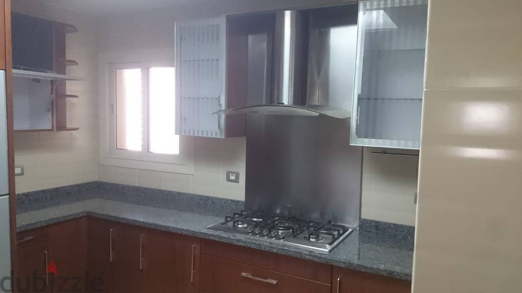 Apartment for rent (kitchen + air conditioners) in a compound The Village 3
