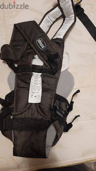 Chicco baby carrier 1