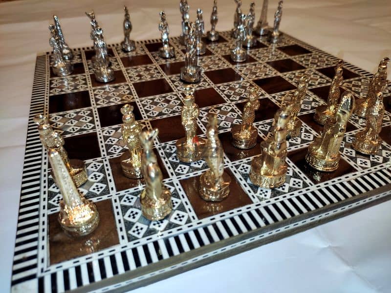 شطرنج صدف فرعوني او روماني 1