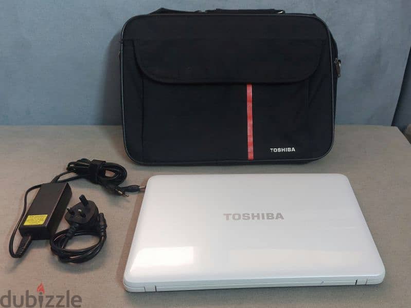 Toshiba C850 , i3 3th , 500 GB , RAM 4 1